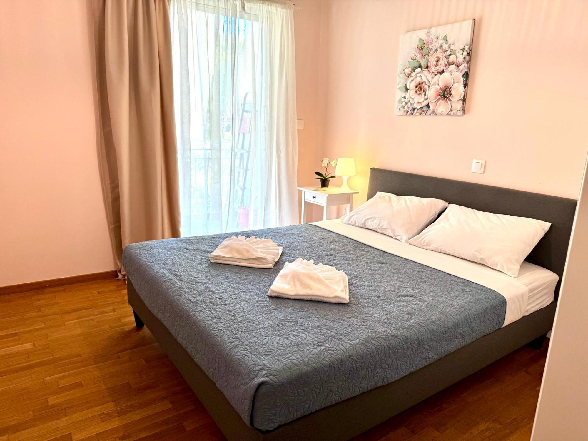 Sun Beach Apartment アナヴィソス エクステリア 写真