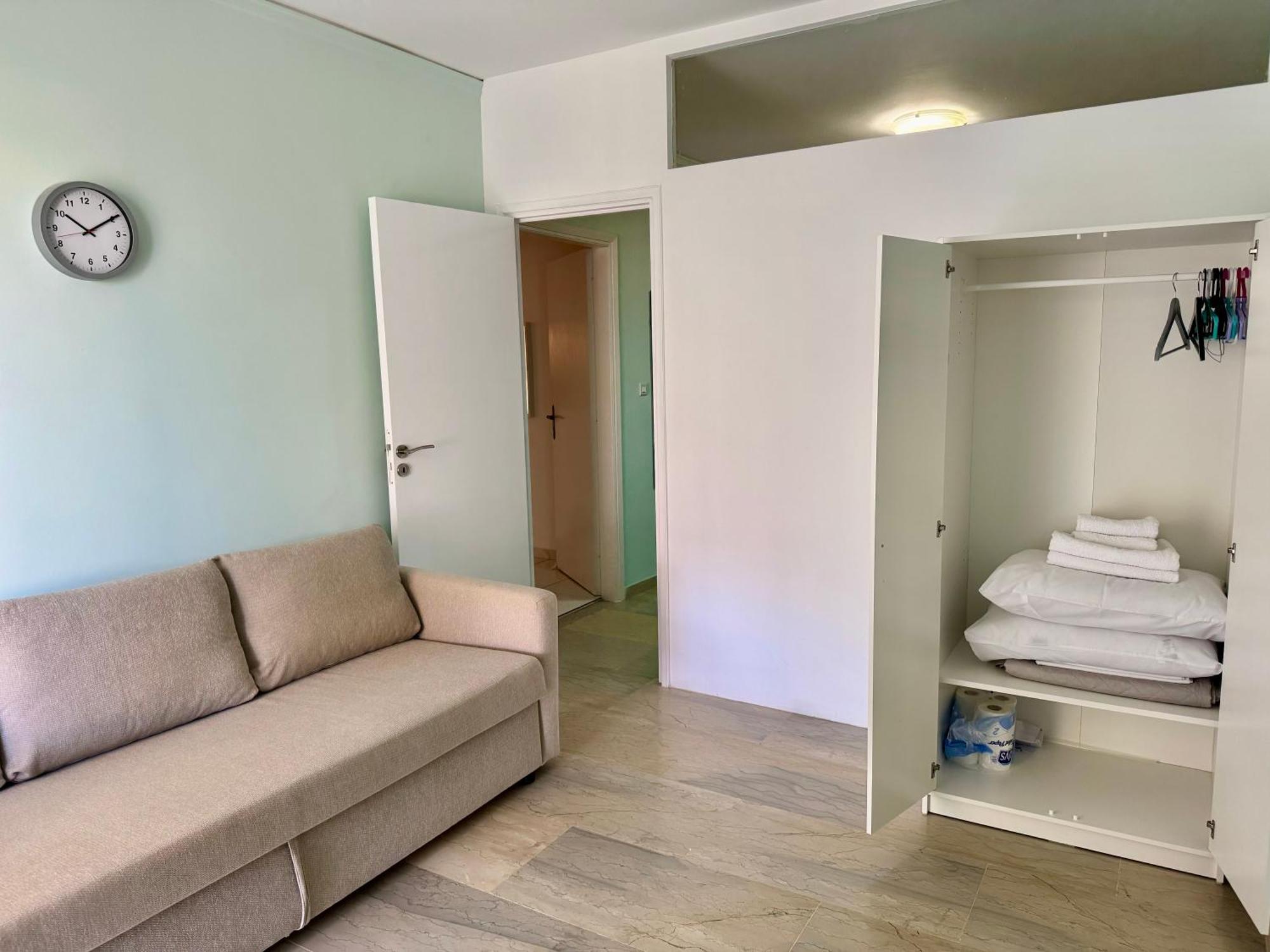 Sun Beach Apartment アナヴィソス エクステリア 写真